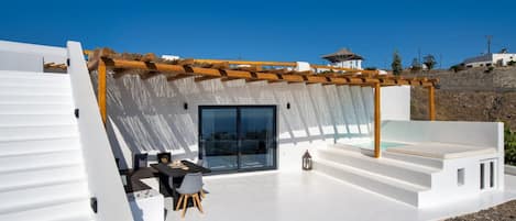 Superior Santorini Villa | 1 Bedroom | Villa Thea | Private Heated Jacuzzi & Beautiful Sea Views | Imerovigli