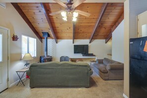 Living Room | TV | Wood-Burning Stove