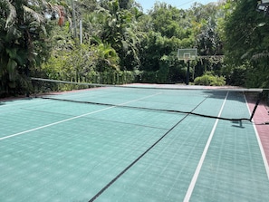 Sport court