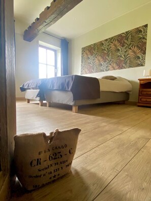 Chambre 1 "ô coucher de soleil"