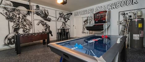 Spielezimmer