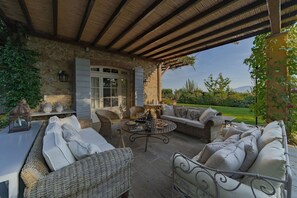 Living Room, Outdoor, Scenic View