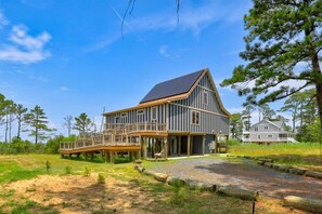 House on the Dune is ADA  Accessible and sleeps 6 people.