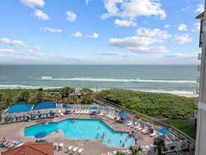 Ocean/Pool View
