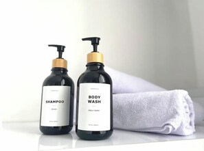 Bathroom amenities