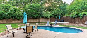 Poolside Dining