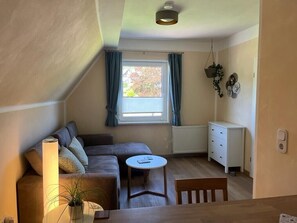 Ferienwohnung "Waldblick" (40m²) mit Küchenzeile-Wohnraum