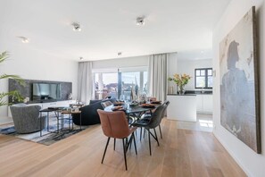 Open dining area with livingroom