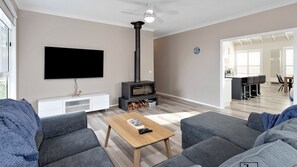 Loungeroom