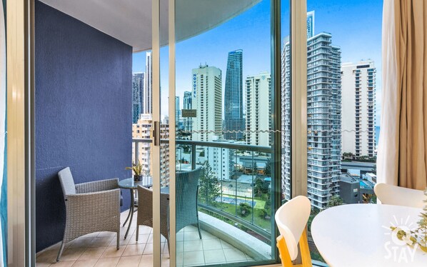 Balcony area with panoramic views of the Gold Coast 