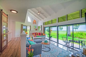 Villa Maluhia with AC, views!, watch baby albatross play in your front yard