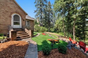 Right next to campus, enjoy cornhole games, bbq, adirondack chairs and trees. 