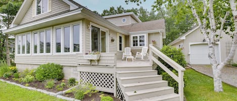 Kennebunkport Vacation Rental | 3BR | 2BA | 1,600 Sq Ft | Stairs to Access