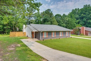 Duplex Exterior | Driveway (2 Vehicles)