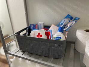 Bathroom amenities