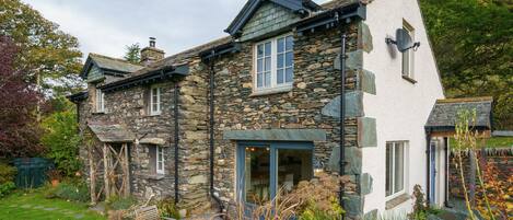 Rooking Cottage, Patterdale Holiday Cottage near Ullswater