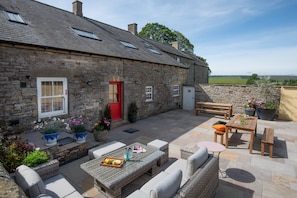 Fell End - rear courtyard