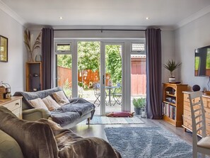 Living area | Chestnut House, Wareham