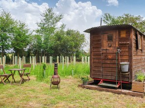 Exterior | Falgate Shepherds Hut, Caston, near Watton