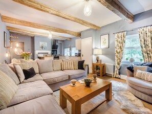 Open plan living space | Low Fold - Low Fold Cottages - Low Fold, Tallentire, near Cockermouth