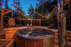 Bain à remous extérieur