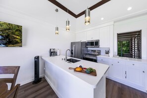 Newly remodeled kitchen with all new appliances

