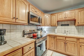 Fully equipped kitchen