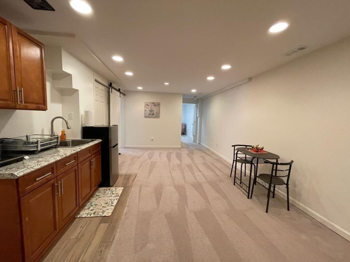 Sunny and Cozy 12 sf basement