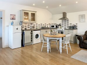 Open plan living space | Belton Cottage - Highlander Farm, Tetford, near Horncastle