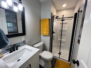 Master bath attached to Master bedroom