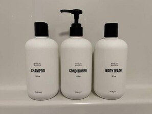 Bathroom amenities