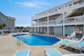 PI166: Heaven Sent | Pool Area & Rear Exterior