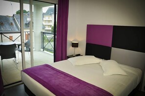 Unit with Double bed