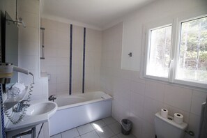 Bathtub
