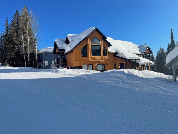 Slope Side on Crest - View from Run