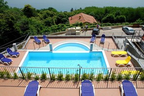 Holiday Home Swimming Pool