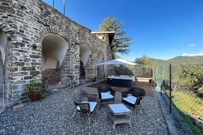 Terrasse / Balkon