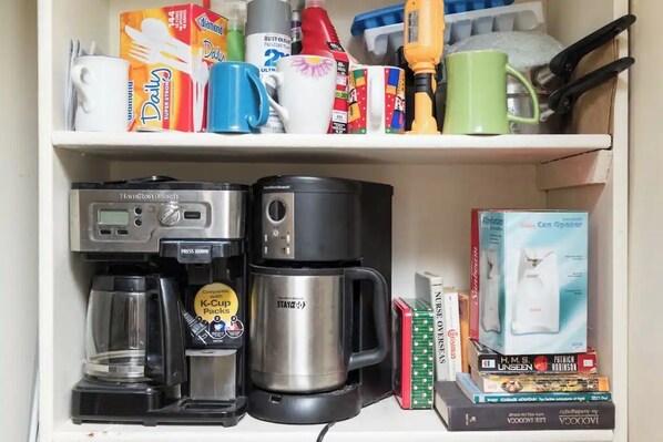 Kaffee und/oder Kaffeemaschine