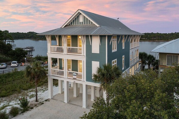 Just B Grayton - Beautiful Waterfront Vacation Rental House in Santa Rosa Beach, Florida with Private Pool, Dock, and Personal Elevator - Five Star Properties Destin/30A