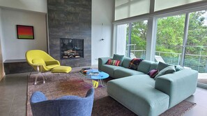 Amazingly comfortable living room with flat screen TV and Little Pamet Valley views