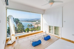 Villa Mer Blu by Ezoria Villas (12275)
