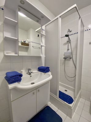 Bain