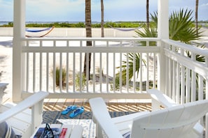Private white-sand terrace