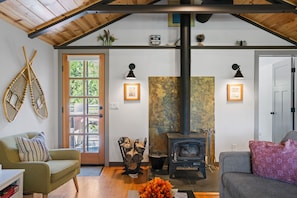 Wood stove