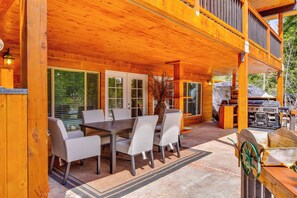 Patio | Outdoor Dining Area | Gas Grill | Mountain View