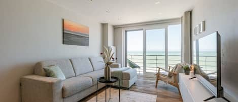 Bright apartment with sea and beach views