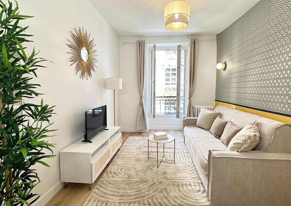 The living room, perfect for a relaxing time.