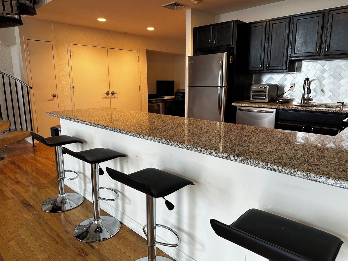 Urban Escape Penthouse Loft