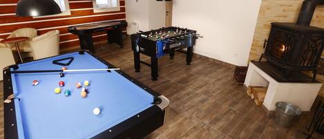 Billiard Table, Table, Billiard Room, Pool, Property, Sports Equipment, Billiards, Recreation Room, Wood