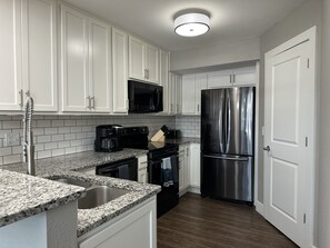 Fully stocked kitchen for creating delicious meals and unforgettable memories.